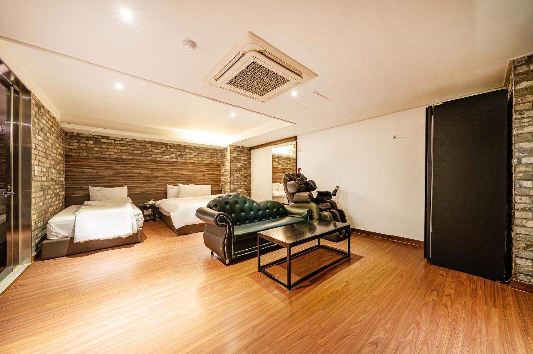 Regency Hotel Seongnam Exterior foto