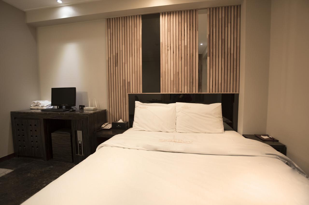 Regency Hotel Seongnam Exterior foto